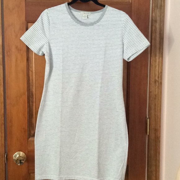 Basic Equipment Striped Tee Shirt Dress - Picture 5 of 6